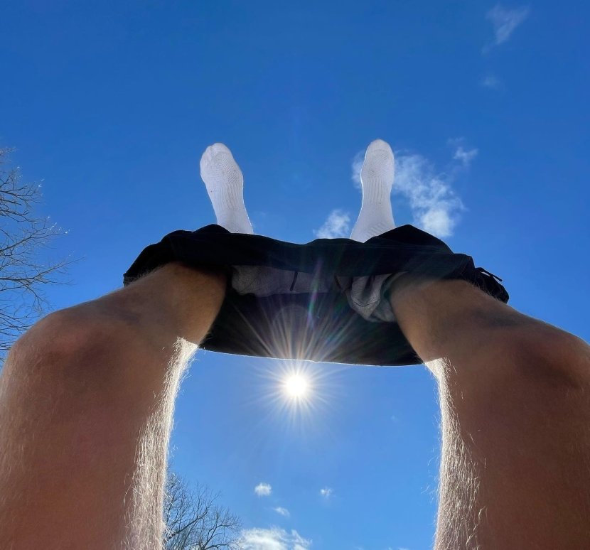 Perineum Sunnning - Was steckt hinter diesem TikTok-Trend? - PoBeau